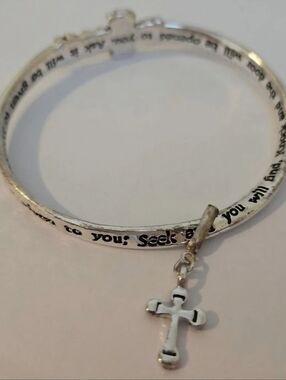 CROSS BANGLE BRACELET BY MOBIUS WITH INSCRIBED VERSE